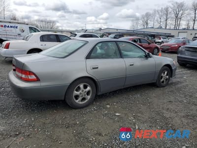 Trzecie zdjęcie samochodu z tyłu: 2000 LEXUS ES 300 VIN:JT8BF28G4Y5076340 - miniatura