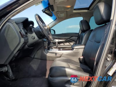 Piąte zdjęcie samochodu w środku: 2016 INFINITI Q70 3.7 VIN:JN1BY1AP7GM220826 - miniatura