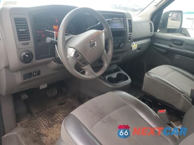 Zdjęcie 8 z 14 samochodu: 2021 NISSAN NV 2500 S VIN:1N6BF0LY8MN810457 - miniatura