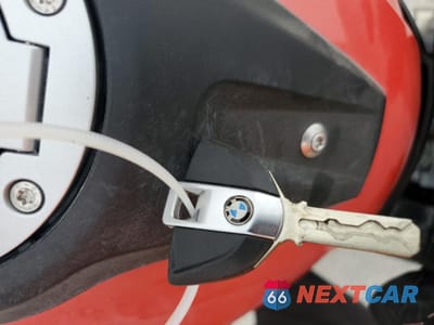 Zdjęcie 8 z 9 samochodu: 2016 BMW S 1000 XR VIN:WB10D1300GZ461952 - miniatura