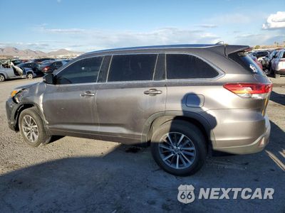 Drugie zdjęcie samochodu z przodu: 2018 TOYOTA HIGHLANDER SE VIN:5TDKZRFH6JS539818 - miniatura