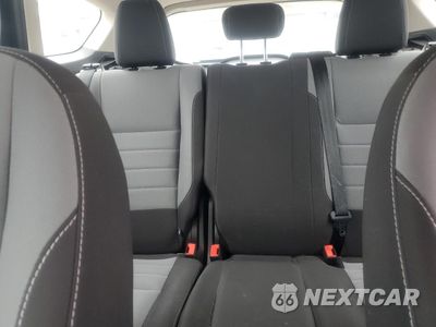 Zdjęcie 10 z 14 samochodu: 2017 FORD ESCAPE S VIN:1FMCU0F78HUA91279 - miniatura