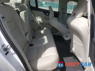 Zdjęcie 10 z 13 samochodu: 2020 VOLVO S60 T6 MOMENTUM VIN:7JRA22TK8LG045384 - miniatura