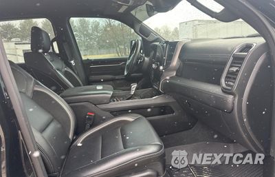 Piąte zdjęcie samochodu w środku: 2022 RAM 1500 TRX VIN:1C6SRFU94NN193183 - miniatura