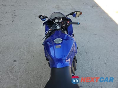 Zdjęcie 6 z 10 samochodu: 2023 YAMAHA YZFR1 VIN:JYARN66E9PA002845 - miniatura