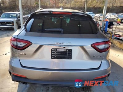 Zdjęcie 6 z 12 samochodu: 2019 MASERATI LEVANTE S SPORT VIN:ZN661YUS9KX336692 - miniatura