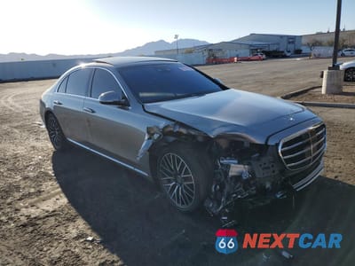 Czwarte zdjęcie samochodu z boku: 2021 MERCEDES-BENZ S 580 4MATIC VIN:W1K6G7GBXMA040243 - miniatura
