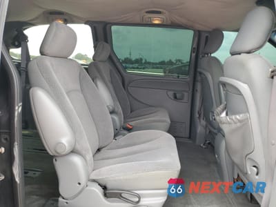 Zdjęcie 11 z 13 samochodu: 2004 DODGE GRAND CARAVAN SXT VIN:2D8GP44L24R607309 - miniatura