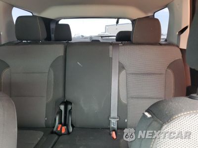 Zdjęcie 10 z 13 samochodu: 2020 CHEVROLET TRAVERSE LS VIN:1GNERFKW5LJ109057 - miniatura