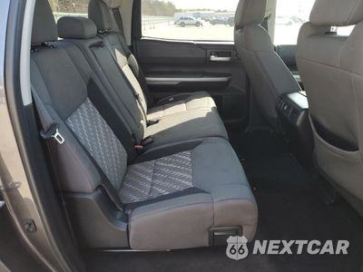 Zdjęcie 10 z 15 samochodu: 2018 TOYOTA TUNDRA CREWMAX SR5 VIN:5TFDY5F15JX721947 - miniatura