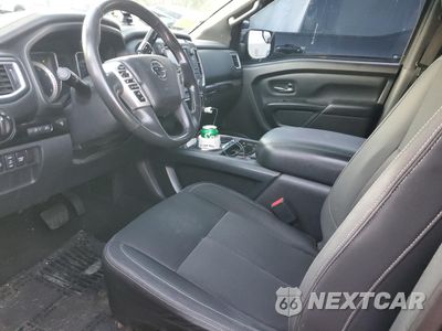 Zdjęcie 7 z 12 samochodu: 2018 NISSAN TITAN SV VIN:1N6AA1E68JN523790 - miniatura