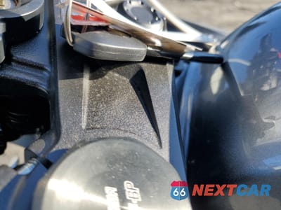 Zdjęcie 8 z 9 samochodu: 2023 HONDA CBR500 RA VIN:MLHPC6258P5400528 - miniatura