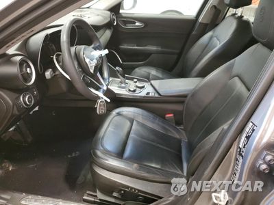 Zdjęcie 7 z 14 samochodu: 2019 ALFA ROMEO GIULIA VIN:ZARFANAN3K7622185 - miniatura