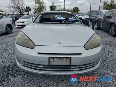 Piąte zdjęcie samochodu w środku: 2007 HYUNDAI TIBURON GS VIN:KMHHM66D27U256644 - miniatura