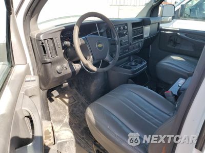 Zdjęcie 8 z 13 samochodu: 2014 CHEVROLET EXPRESS G2500 VIN:1GCWGFCA6E1914834 - miniatura