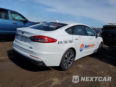 Trzecie zdjęcie samochodu z tyłu: 2020 FORD FUSION SE VIN:3FA6P0T92LR150251 - miniatura
