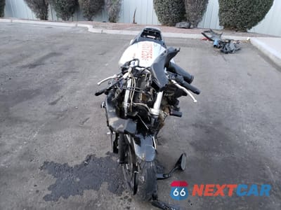Drugie zdjęcie samochodu z przodu: 2003 YAMAHA YZFR6 L VIN:JYARJ06E13A009937 - miniatura