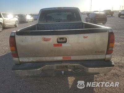 Zdjęcie 6 z 14 samochodu: 2002 GMC NEW SIERRA C1500 VIN:2GTEC19V421391887 - miniatura