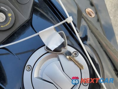 Zdjęcie 8 z 9 samochodu: 2015 CAN-AM SPYDER ROADSTER F3 VIN:2BXRDCD29FV001307 - miniatura