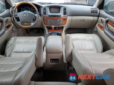 Zdjęcie 8 z 14 samochodu: 2006 LEXUS LX 470 VIN:JTJHT00W164015619 - miniatura
