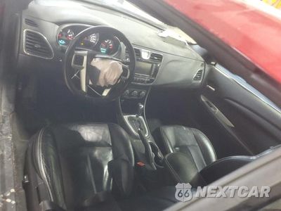 Zdjęcie 8 z 12 samochodu: 2014 CHRYSLER 200 LIMITED VIN:1C3BCBFG8EN135161 - miniatura