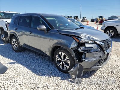 Czwarte zdjęcie samochodu z boku: 2021 NISSAN ROGUE SV VIN:5N1AT3BBXMC696877 - miniatura
