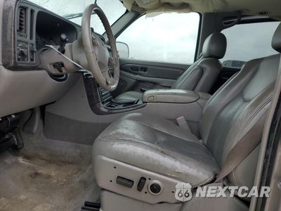 Zdjęcie 7 z 12 samochodu: 2005 GMC YUKON XL DENALI VIN:1GKFK66U55J257212 - miniatura