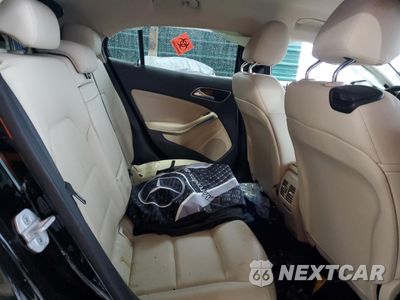 Zdjęcie 11 z 14 samochodu: 2016 MERCEDES-BENZ GLA 250 VIN:WDCTG4EB2GJ211581 - miniatura