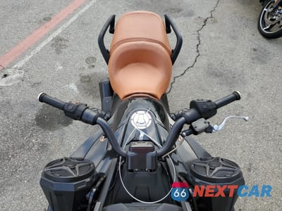 Piąte zdjęcie samochodu w środku: 2015 CAN-AM SPYDER ROADSTER F3 VIN:2BXRDCD29FV001307 - miniatura