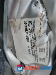 Zdjęcie 12 z 12 samochodu: 2001 BUICK CENTURY LIMITED VIN:2G4WY55J611272281 - miniatura