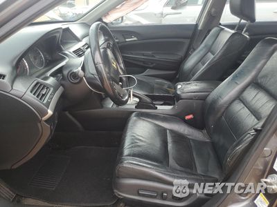 Zdjęcie 7 z 12 samochodu: 2011 HONDA ACCORD SE VIN:1HGCP2F69BA041001 - miniatura