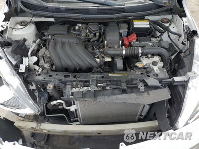 Zdjęcie 12 z 15 samochodu: 2018 NISSAN VERSA S VIN:3N1CN7AP8JL875076 - miniatura