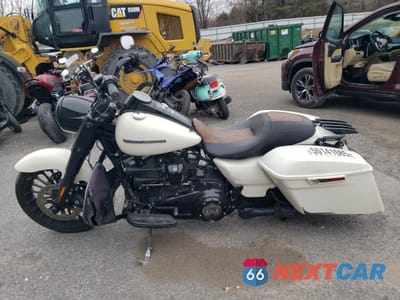 Trzecie zdjęcie samochodu z tyłu: 2019 HARLEY-DAVIDSON FLHRXS VIN:1HD1KVP13KB639974 - miniatura