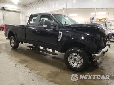 Czwarte zdjęcie samochodu z boku: 2022 FORD F250 SUPER DUTY VIN:1FT7X2B67NED58360 - miniatura