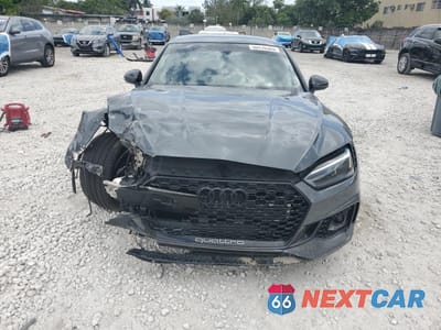 Piąte zdjęcie samochodu w środku: 2019 AUDI RS5 VIN:WUABWCF50KA904829 - miniatura