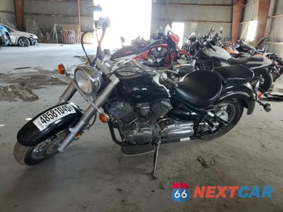 Trzecie zdjęcie samochodu z tyłu: 2001 YAMAHA XVS1100 VIN:JYAVP11Y51A001566 - miniatura