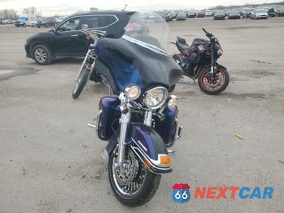 Drugie zdjęcie samochodu z przodu: 2010 HARLEY-DAVIDSON FLHTK VIN:1HD1KEM1XAB630448 - miniatura