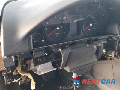 Zdjęcie 9 z 13 samochodu: 2008 PONTIAC G8 GT VIN:6G2EC57Y98L140734 - miniatura