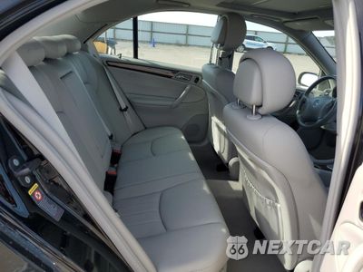 Zdjęcie 11 z 14 samochodu: 2006 MERCEDES-BENZ C 350 4MATIC VIN:WDBRF87J76F775628 - miniatura