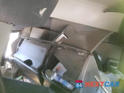 Zdjęcie 6 z 10 samochodu: 2016 INTERNATIONAL PROSTAR SEMI TRUCK VIN:3HSDJAPR3GN139654 - miniatura