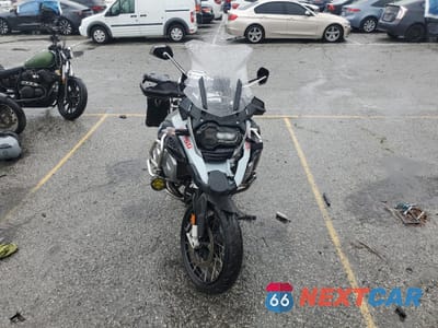 Piąte zdjęcie samochodu w środku: 2019 BMW R 1250 GS ADVENTURE VIN:WB10J5309KZF78103 - miniatura