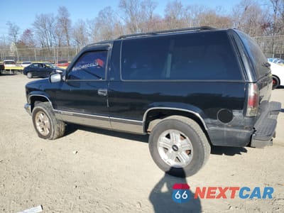 Drugie zdjęcie samochodu z przodu: 1998 CHEVROLET TAHOE K1500 VIN:3GNEK18R9WG123185 - miniatura