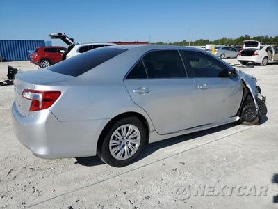Trzecie zdjęcie samochodu z tyłu: 2014 TOYOTA CAMRY L VIN:4T4BF1FK8ER361306 - miniatura