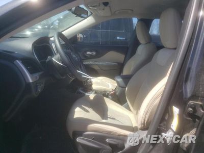 Zdjęcie 7 z 13 samochodu: 2015 JEEP CHEROKEE SPORT VIN:1C4PJLABXFW596639 - miniatura