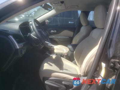 Zdjęcie 7 z 13 samochodu: 2015 JEEP CHEROKEE SPORT VIN:1C4PJLABXFW596639 - miniatura