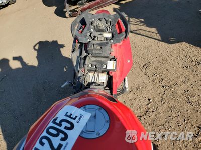 Piąte zdjęcie samochodu w środku: 2015 APRILIA SHIVER 750 VIN:ZD4RAC01XFS000958 - miniatura