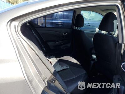 Zdjęcie 10 z 12 samochodu: 2013 NISSAN VERSA S VIN:3N1CN7AP2DL889169 - miniatura