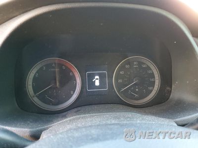 Zdjęcie 9 z 13 samochodu: 2018 HYUNDAI TUCSON SEL VIN:KM8J33A40JU771157 - miniatura