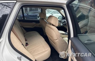 Zdjęcie 6 z 11 samochodu: 2016 BMW X5 XDR40E VIN:5UXKT0C51G0S76848 - miniatura