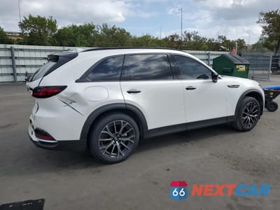 Trzecie zdjęcie samochodu z tyłu: 2025 MAZDA CX-70 PREMIUM PLUS VIN:JM3KJEHA8S1111934 - miniatura